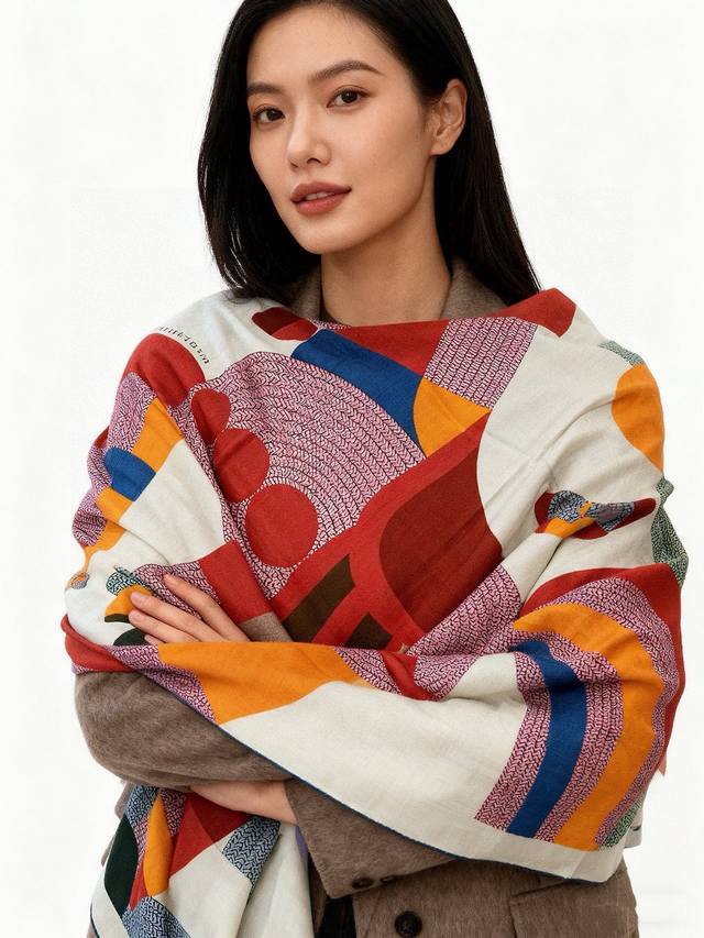 Top-grade silk cashmere double-sided matching color shawl "City of Horses"!! Sup