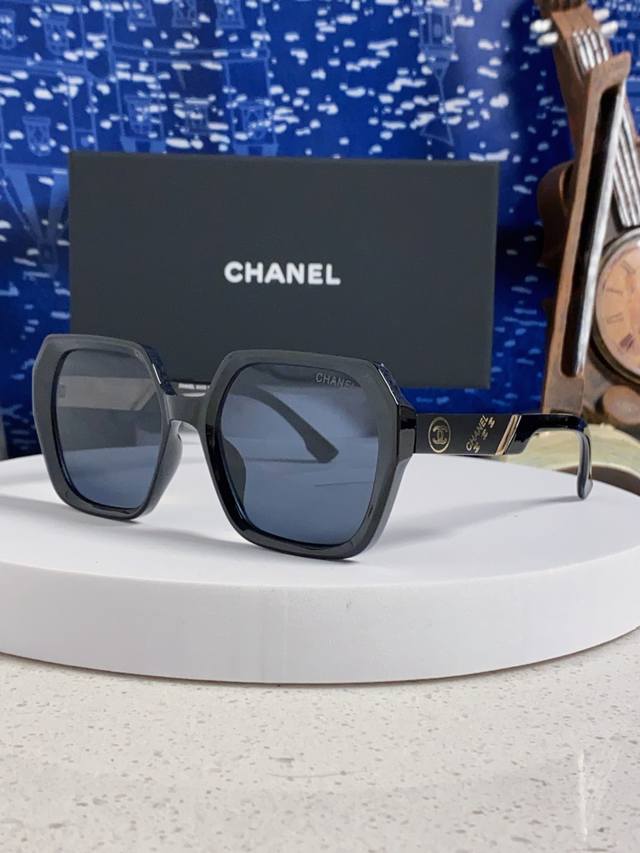 Chanel 2025 New High-End Polarized Sunglasses Women's Large Frame Square Sunglas