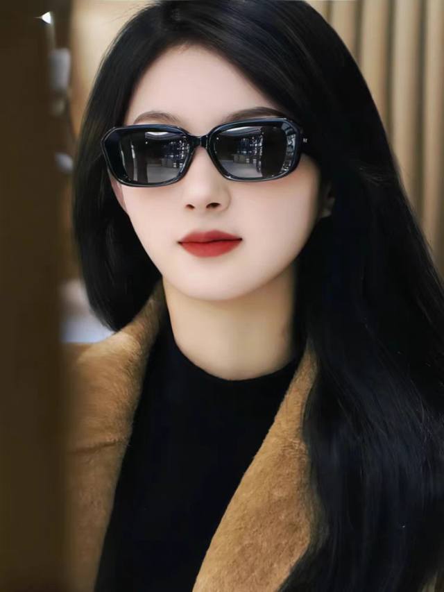 Gucci 2025 New European and American Style Sunglasses for Men and Women, Ni Ni S