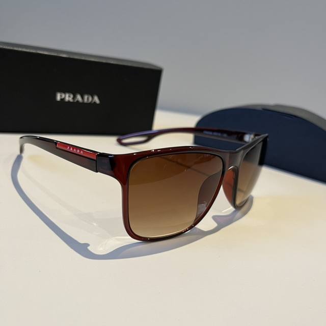Prada trendy sunglasses for men and women, lightweight and won't press on your
