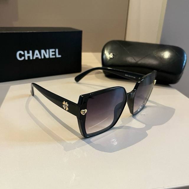 Chanel Sunglasses - Attention Round Faces! Super Slimming and Face-Slimming 2024