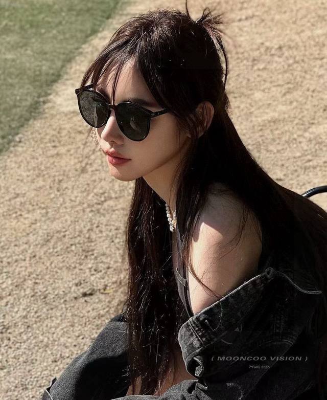 Chanel 2025 New Trendy Square Frame Sunglasses, Comfortable to Wear, Popular Sty