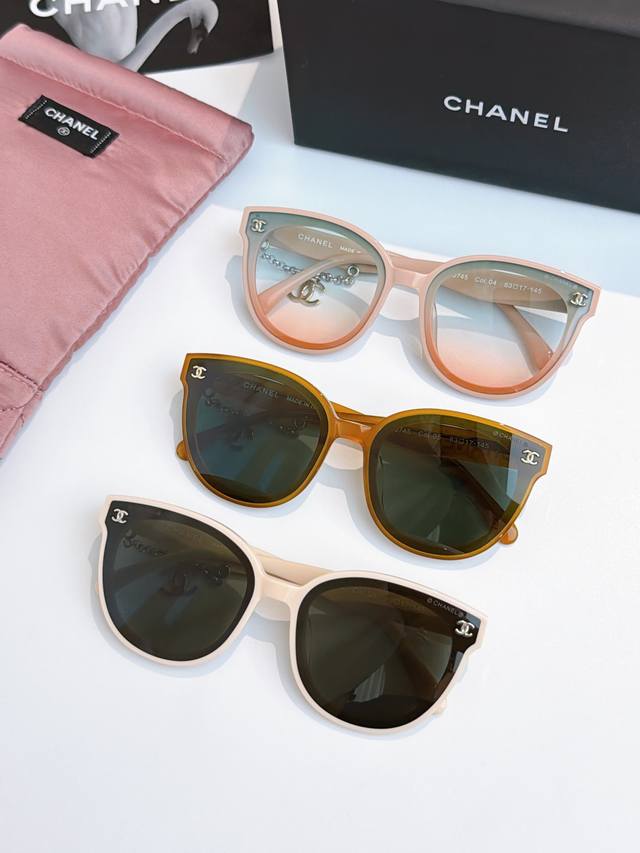 Chane* Clasp Chain Pendant Mod: Ch0745 Size: 63