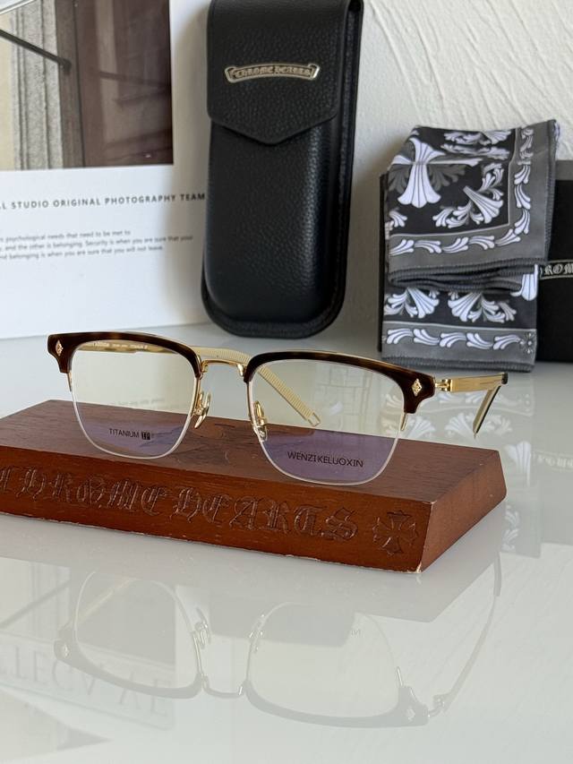 New! Ultra-thin titanium alloy, so light you can't even feel it! Ch5564 Size: 52