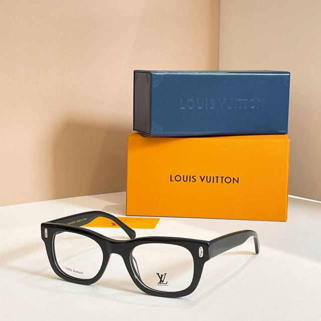 Louis Vuitto*Model: Qm5535Size: 52 ports 22-145 DDD