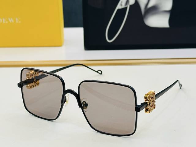 Loewe Lw1732Ls Size: 58cm (19-143cm) Even more beautiful in person! In stock! A