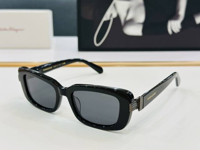 Fila's New Design SF1105 Size: 52 (19-145) Relaxed, each pair is meticulously c