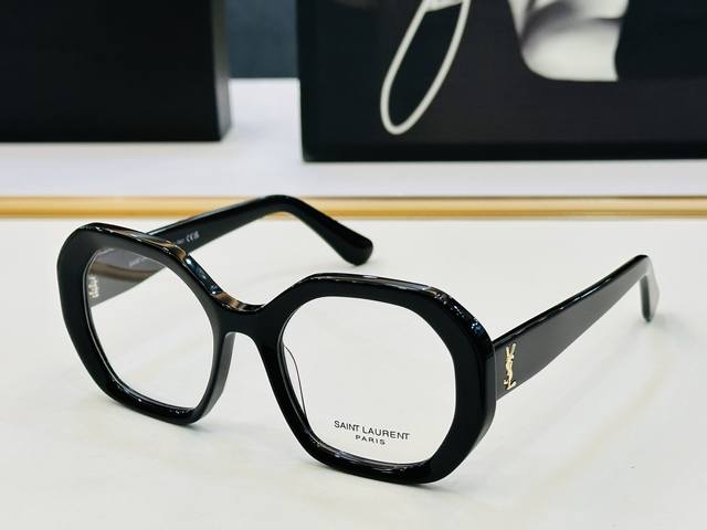 New YSL Saint Laurent Square Sunglasses Slm149 Size: 54mm (19-145mm) New versati