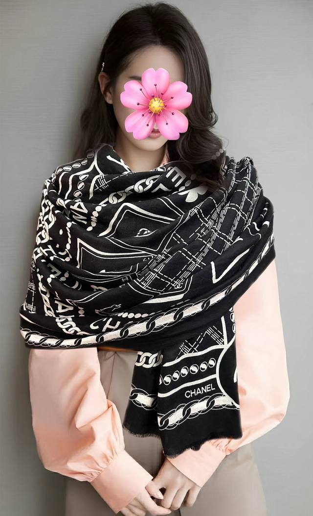 New Arrival: Chanel 2025 Latest Style Cashmere Long Scarf - Truly Amazing! The