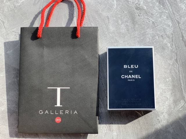 Original Quality Chanel Bleu de Chanel Eau de Toilette for Men, the same style w