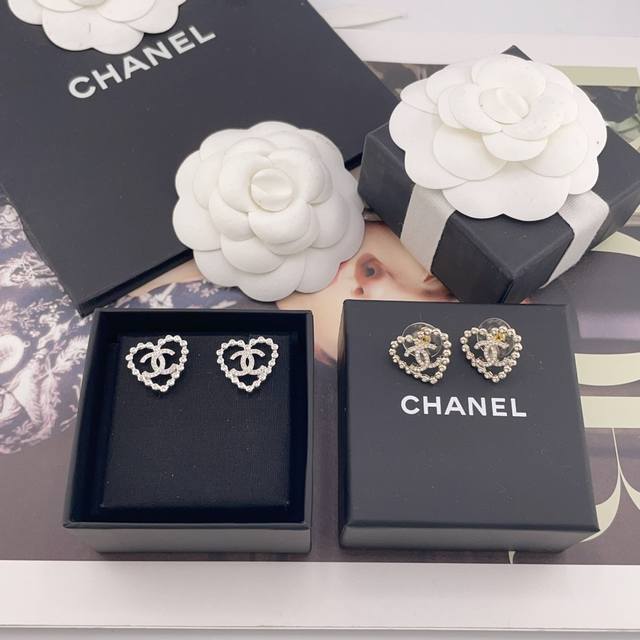 Our product, Chanel's openwork heart earrings, are now available! A hot seller!