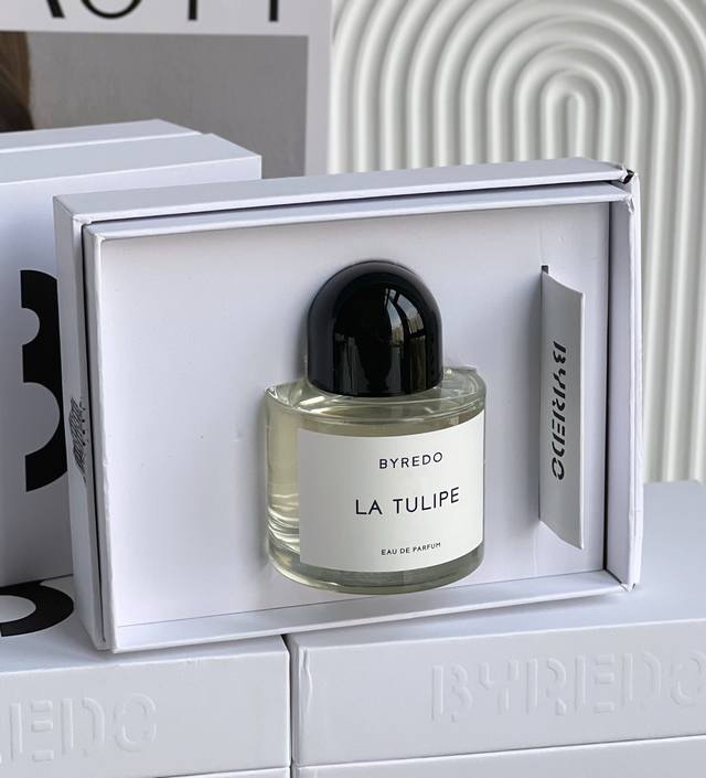 Department Store Quality Tulip Fragrance Notes: Floral Top Notes: Freesia, Cycla