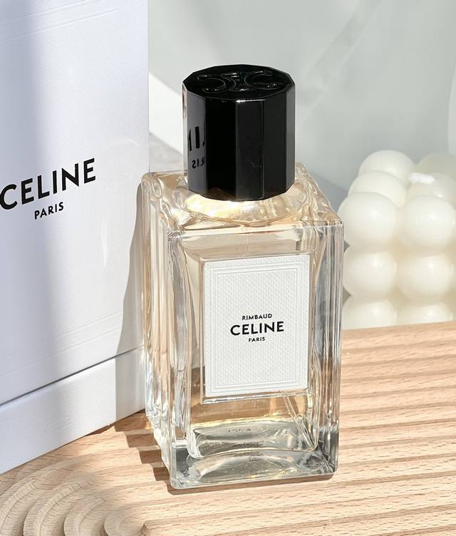 Department Store Quality This perfume uses the rectangular bottle design of Celi