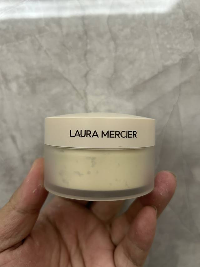 High-quality Laura Mercier loose powder, transparent, 20g! 3 pieces per package
