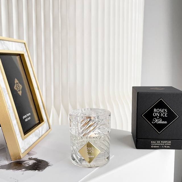 High-quality Clariant Diamond Bottle Roses On Ice Eau de Parfum 50ml A beautifu