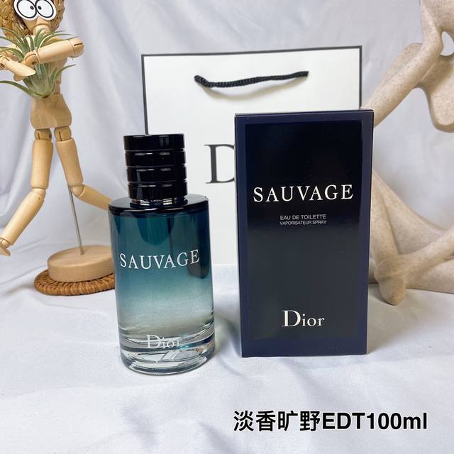 Department Store Quality Dior Sauvage Eau de Toilette 100ml, the perfect gift fo
