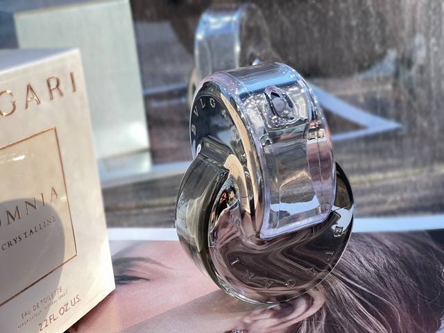 Bvlgari Pure White Crystal Eau de Parfum 65ml Fragrance Notes: Fresh Oriental T