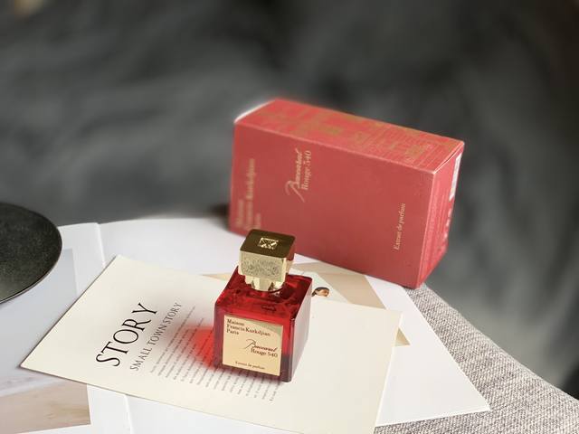 Department Store Quality Maison Francis Kurkdjian Red Crystal 540 This super lux