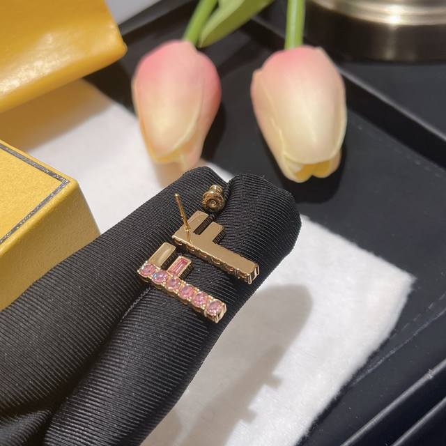 Item No. Fded0004 Fendi F Stud Earrings Mini Pink Diamond Fendi Pink Bead Ff Let