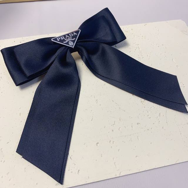 pradaPrada Spring Clip Official Website Same Style Triangle Brand Webbing Hair C