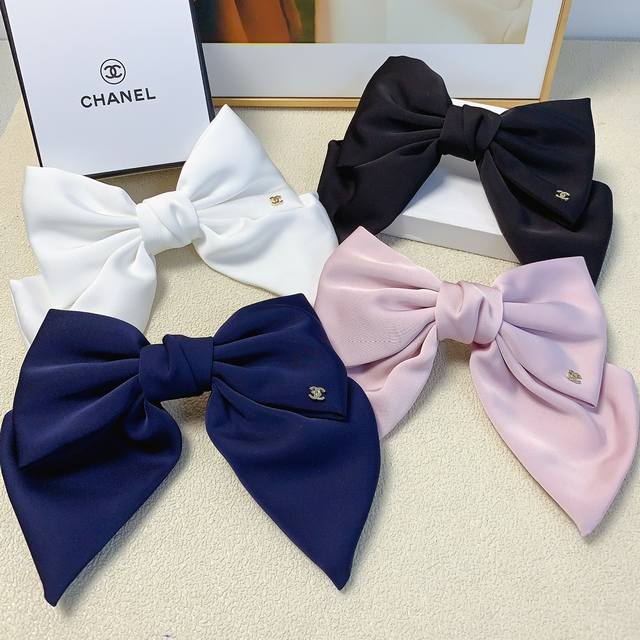 Chanel Mini Hair Clip Chanel Hair Clip Simple Butterfly Logo Hair Clip Spring Cl