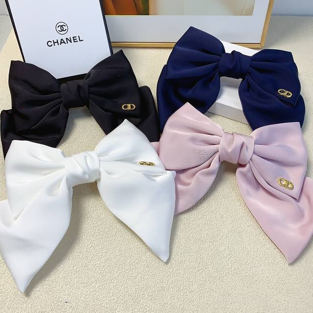 Dior Hair Clip Dior Hair Clip Butterfly Simple Logo Hair Clip Spring Clip Everyd