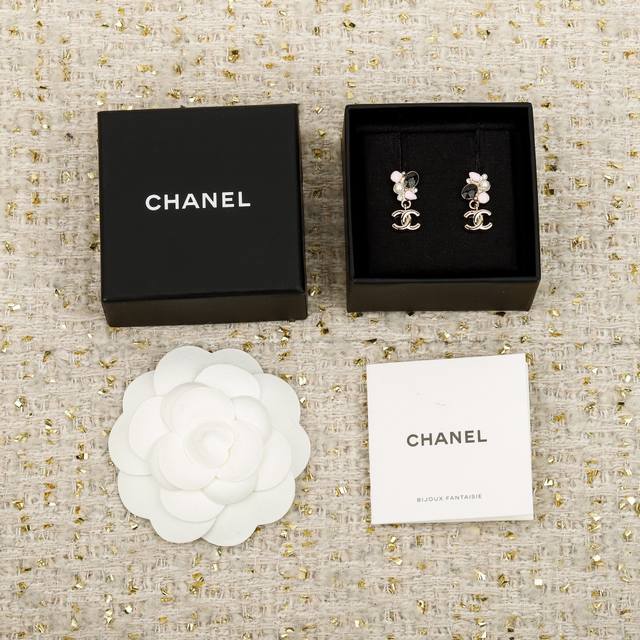 250608 We produce Zp6240! Bulk inquiries welcome. Our latest 25K enamel stud ear