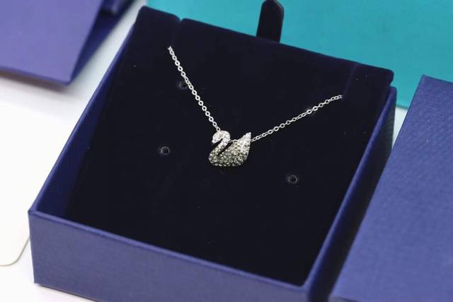 Swarovski Limited Edition Black Gradient Swan Necklace This elegant and charming