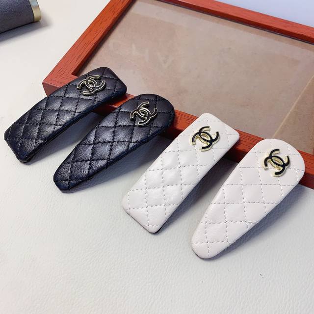 Chanel Mini Hair Clip Chanel Hair Clip Lambskin Diamond Quilted Oil Drop Bob Hai