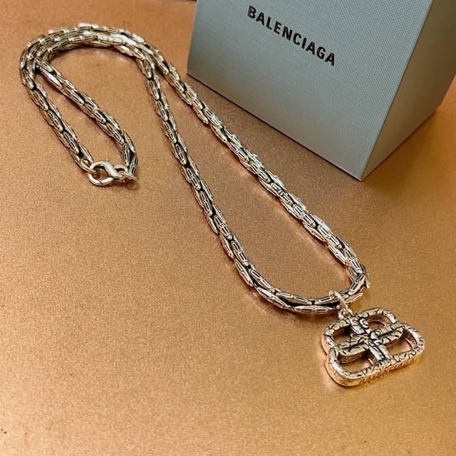 Original Balenciaga Necklace, New Arrival. Exquisite craftsmanship, identical t
