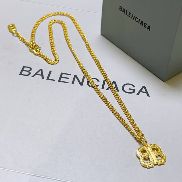 Original Balenciaga Necklace, New Arrival. Exquisite craftsmanship, identical t