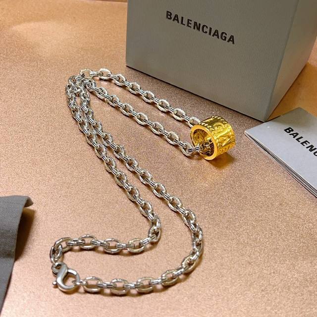 Original Balenciaga Necklace, New Arrival. Exquisite craftsmanship, identical t