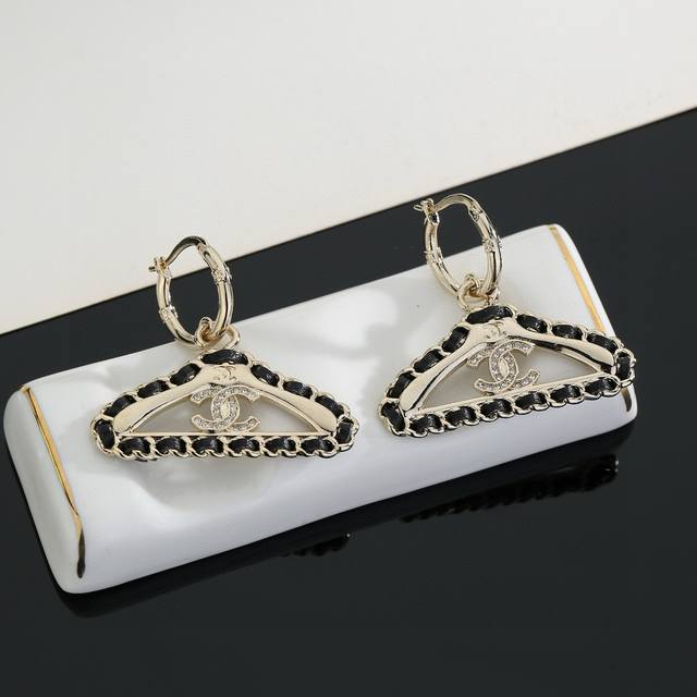 New Chanel hanger earrings, identical original, high-end custom-made original b