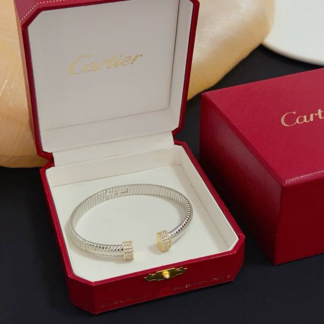 Cartier Diamond-Set Bangle, High-End Custom Version. Diamond setting craftsmans