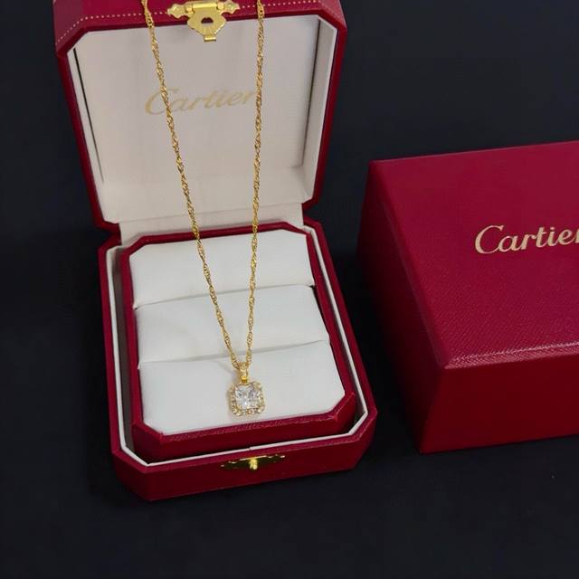 Cartier Diamond Necklace, High-End Custom Version. Diamond setting craftsmanshi