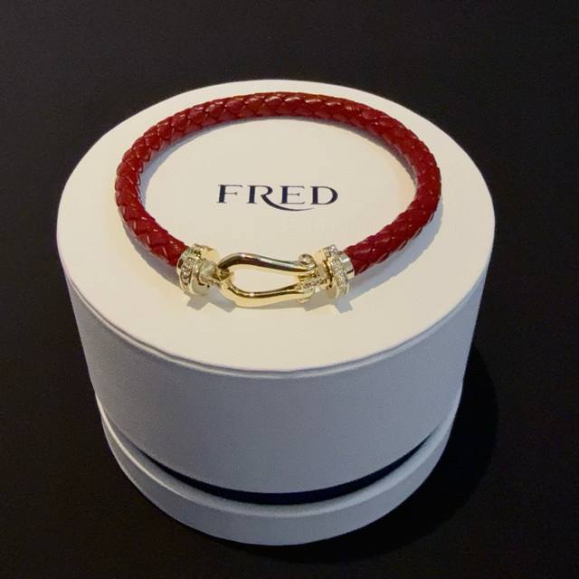 Hot selling Fred full diamond horseshoe buckle leather cord bracelet/bracelet,