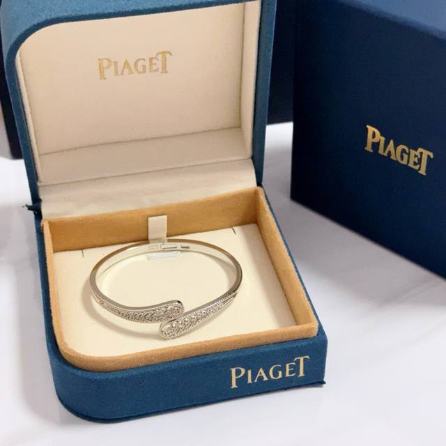 Piaget bracelet, a high-end custom version with diamond setting craftsmanship,