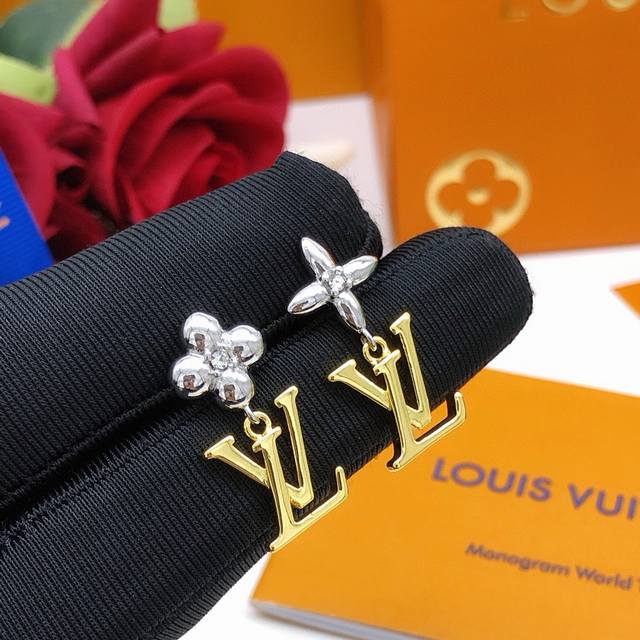 Item No. Led0103 Lv* Latest style gold and silver matching earrings, matching Z
