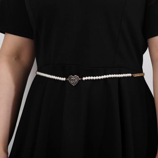 Chanel New Waist Chain - 1:1 Quality, Classic Cc Logo, High-End and Versatile,