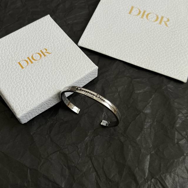 Dior vintage bracelet, identical to the original, made of brass, exuding a sweet