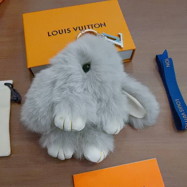 New Product Release: LV Keychain, LV Bag Buckle, Latest Bag Charm, Higher Grade,