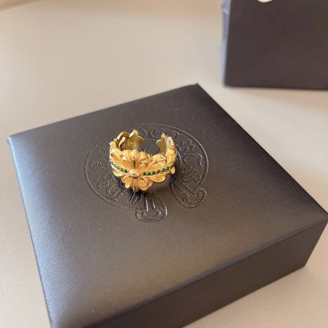 So cool! Latest Chrome Hearts ring! Unbeatable! Factory direct sales! 1:1 replic