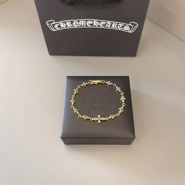 So cool! Latest Chrome Hearts bracelet! Unbeatable! Factory direct sales! 1:1 re