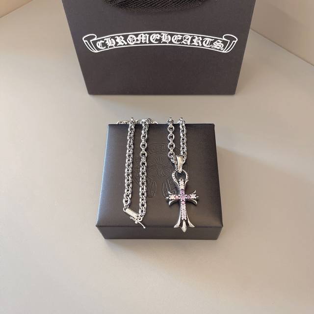 So cool! The latest Chrome Hearts replica! Unbeatable! Factory direct sales! 1:1