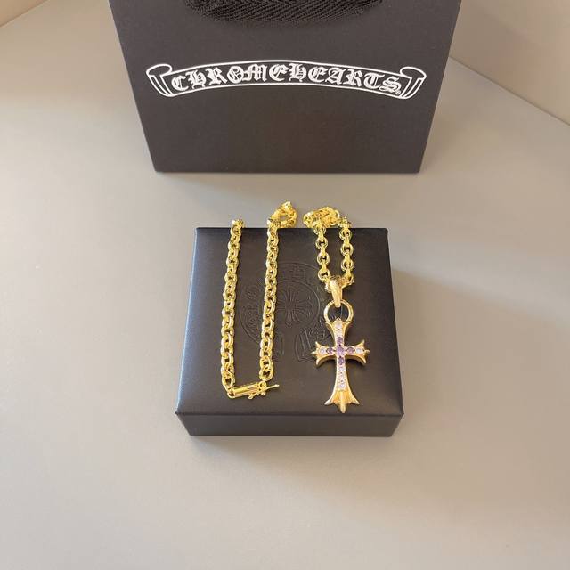 So cool! The latest Chrome Hearts replica! Unbeatable! Factory direct sales! 1:1