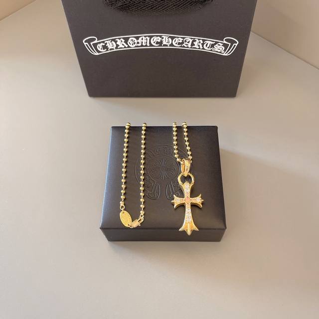 So cool! The latest Chrome Hearts replica! Unbeatable! Factory direct sales! 1:1