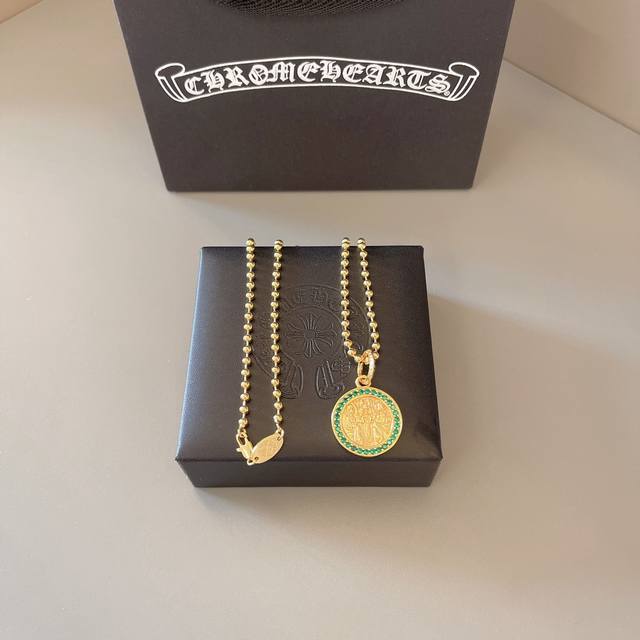 So cool! The latest Chrome Hearts replica! Unbeatable! Factory direct sales! 1:1