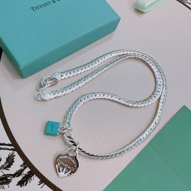 Tiffany & Co. necklace, exquisite silver version, celebrity style, vintage dist