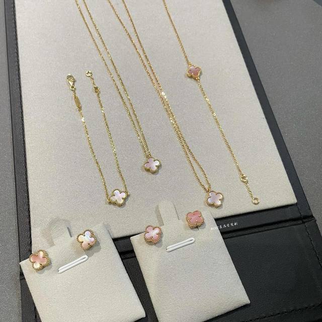 V Gold Material Vca Mini Pink Mother-of-Pearl Single Flower Necklace DDD