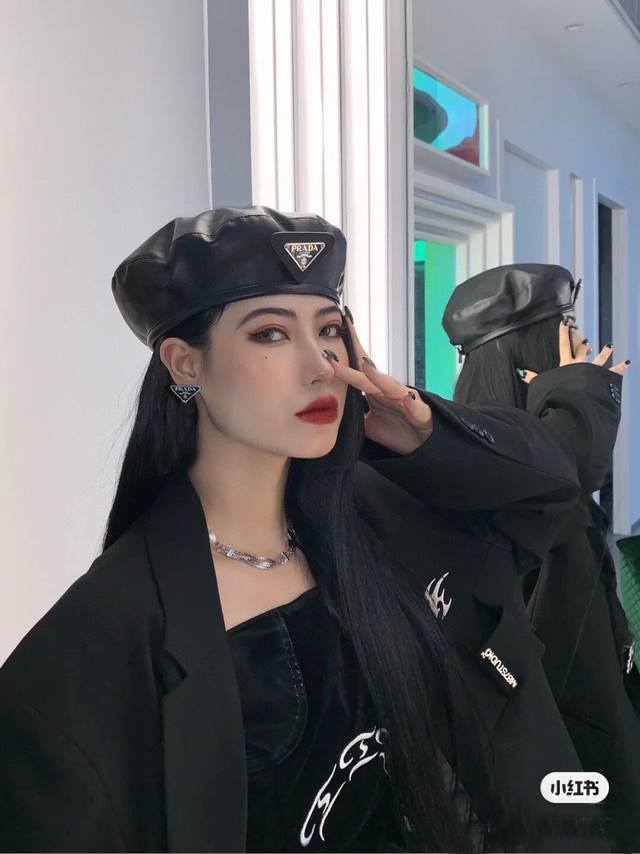 PatchPatchRada This year's Prada batch of Prada earrings is simply phenomenal! T